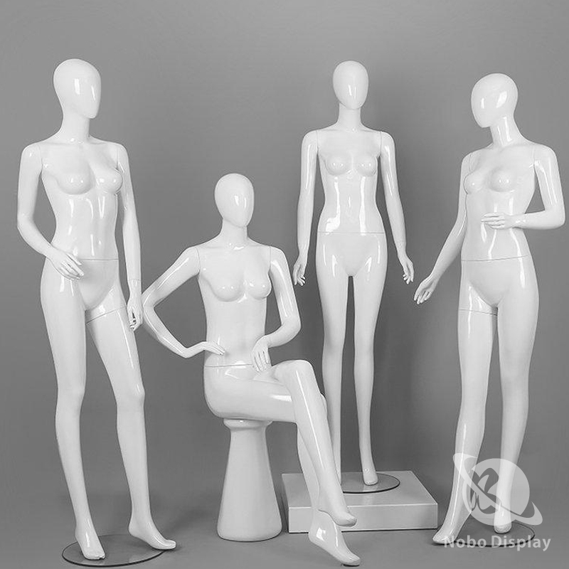 Retail Mannequin Display Set